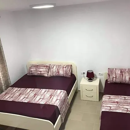 Apartament Aqif Murtaj Саранда