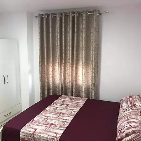 Apartament Aqif Murtaj Саранда