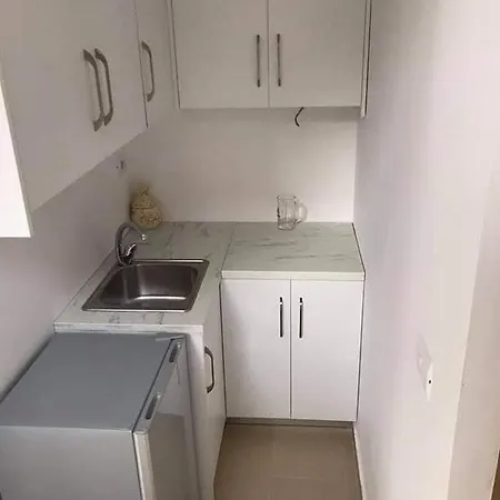 Apartament Aqif Murtaj Апартаменты Саранда